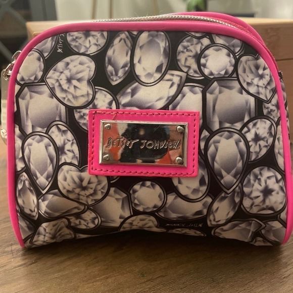 Betsey Johnson Handbags - 6/$25 Betsey Johnson Diamond Neon Trim Make-Up Bag